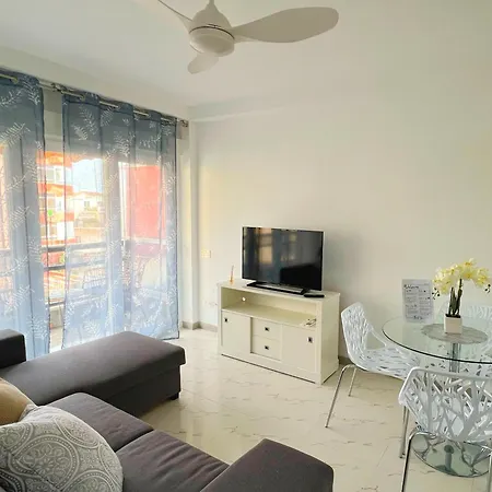 Remo 1 By Residea Torremolinos