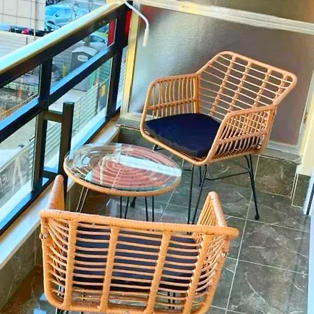 Remo 1 By Residea * Τορρεμολίνος